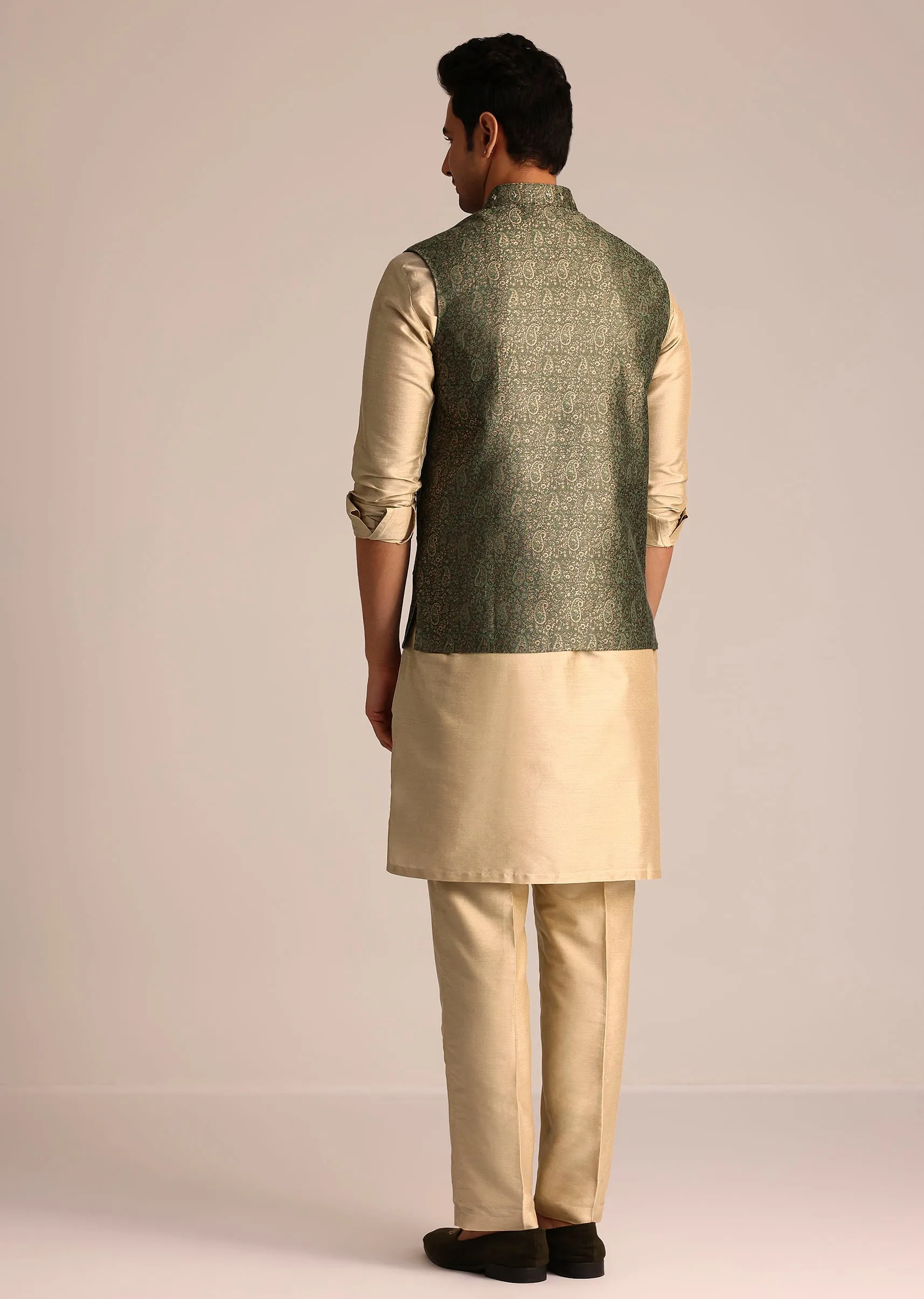 Beige Kurta Pant Set With Green Embroidered Jacket