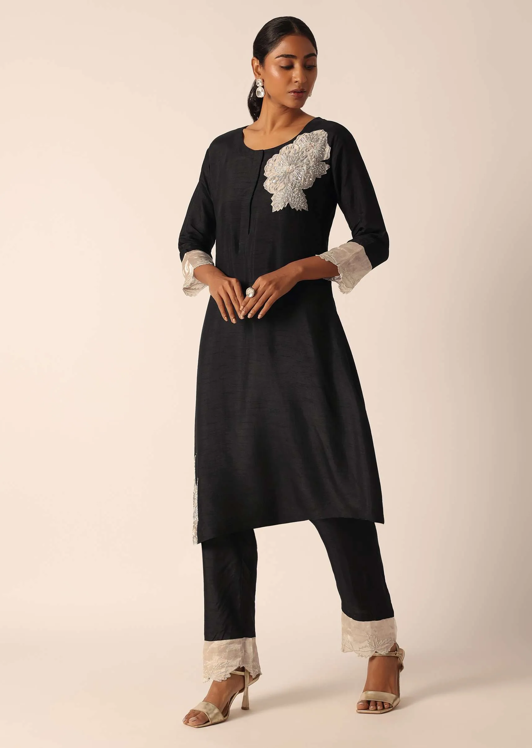 Black Kurta Set In Cotton With Patchwork Embroidery