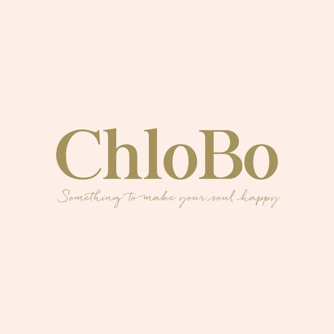 CHLOBO Glowing Beauty Stud Earrings
