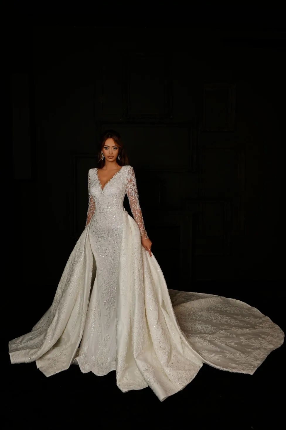 Eminent White Wedding Dress