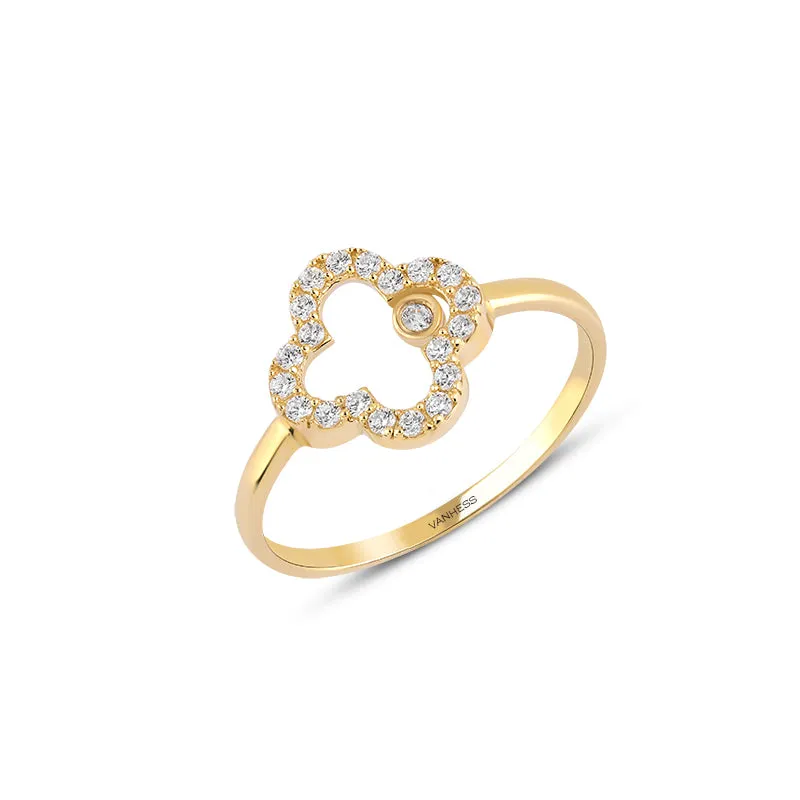 Star Glowing Clover Ring